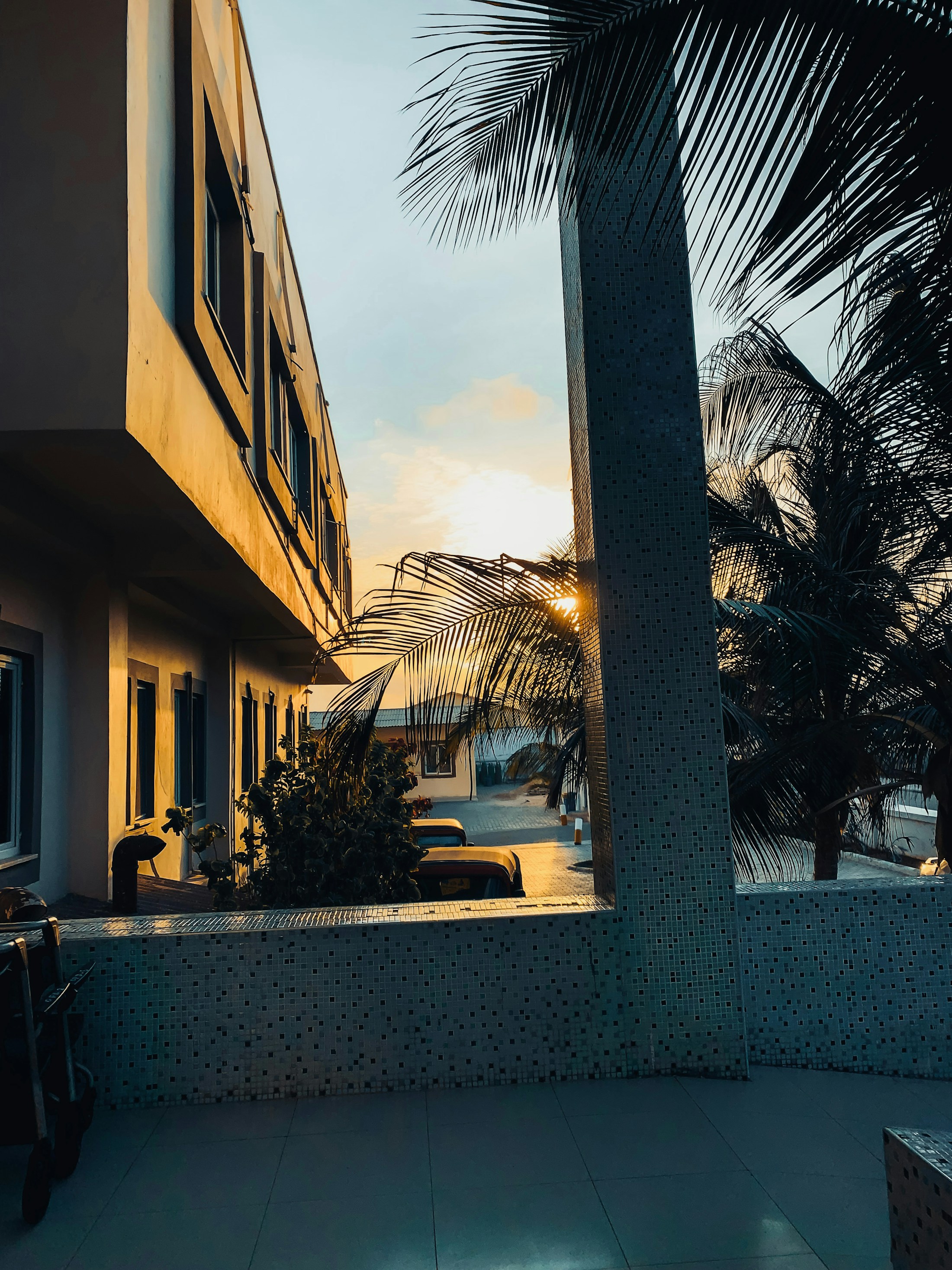 Uncanny Stranger photography from Mogadishu